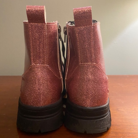 Pink sparkle Ugg boots, big kid size 5 - Picture 5 of 8